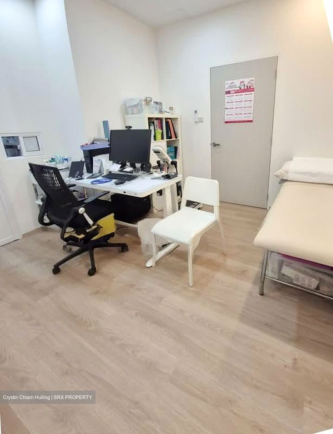 Ang Mo Kio Avenue 1 (D20), Shop House #597561101